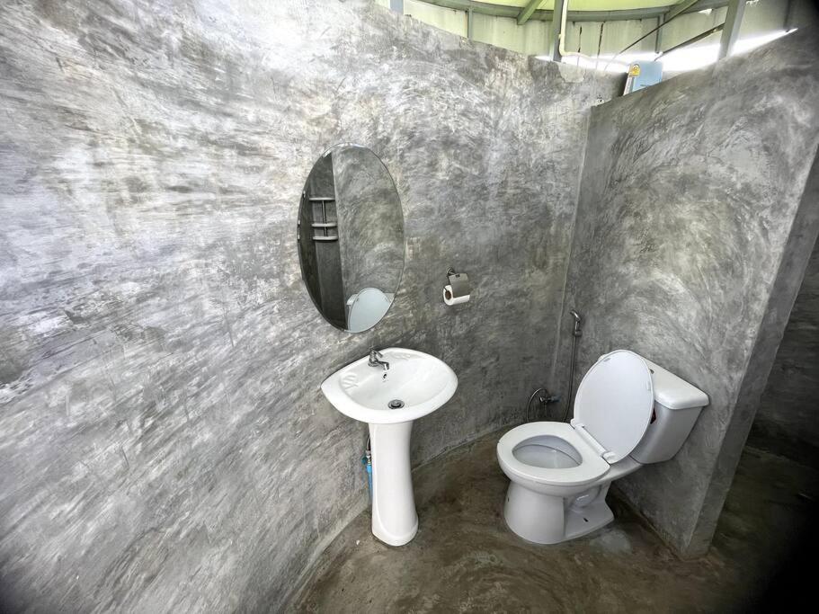 Baanrimfai Homestay Ban Thung Sang Exterior foto